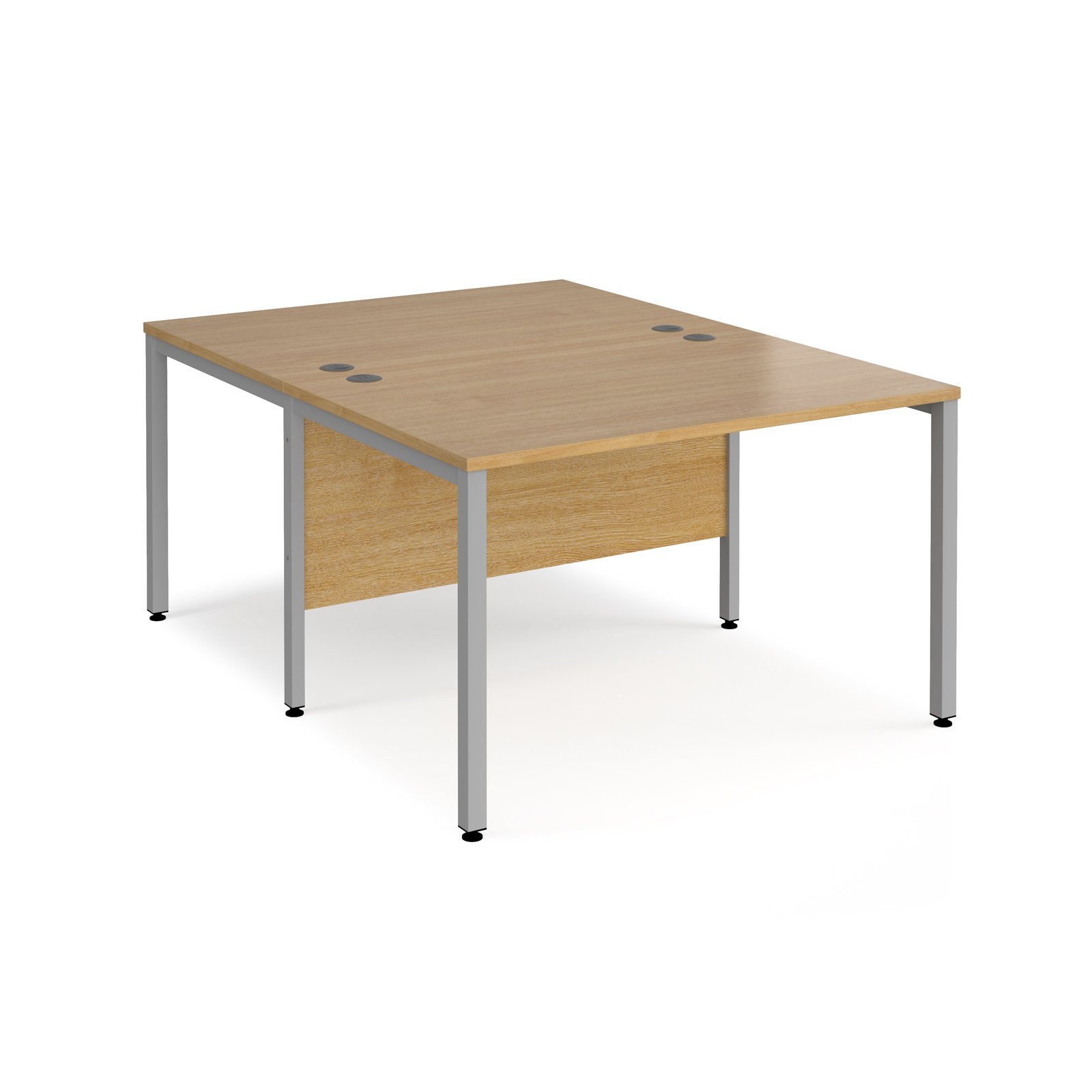 Maestro 25 bench back to back straight desks 1600mm - Oak