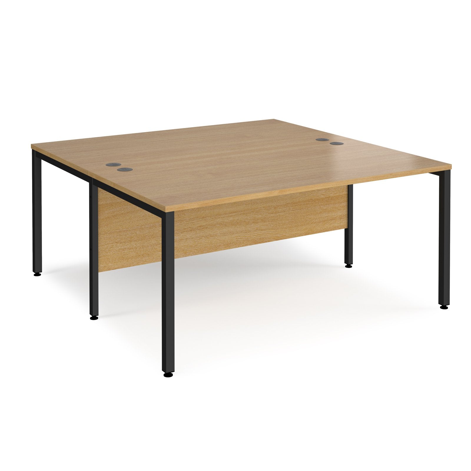 Maestro 25 bench back to back straight desks 1600mm - Oak