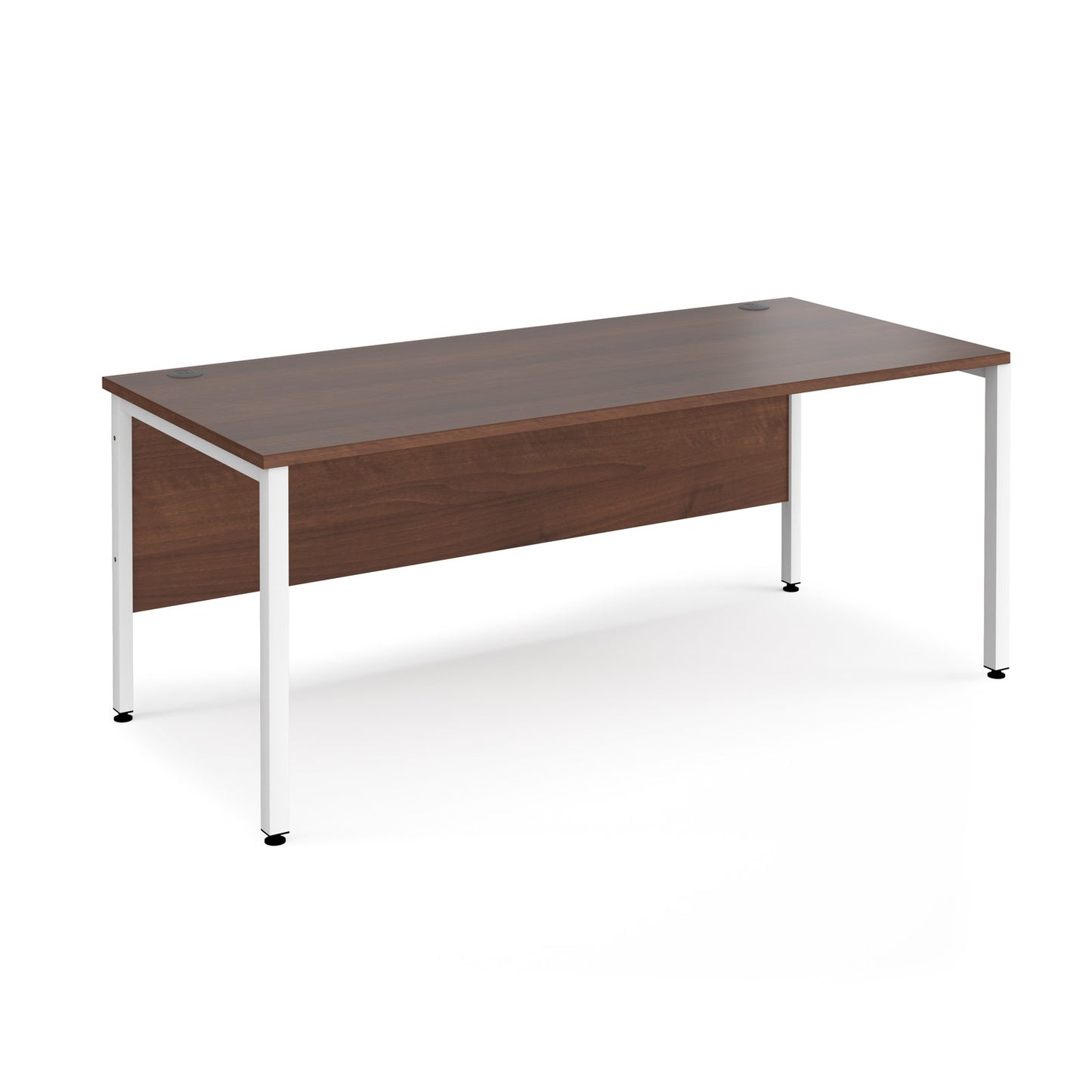 Maestro 25 bench 800mm deep desk