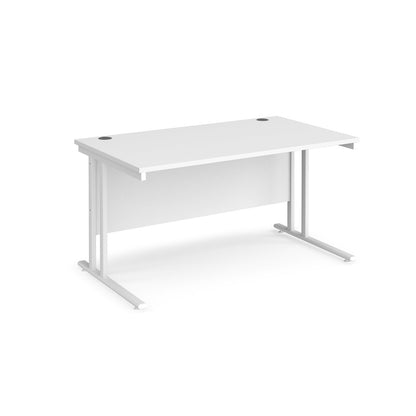 Maestro 25 cantilever 800mm deep desk - Grey Oak