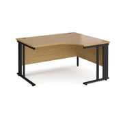 Maestro 25 cable managed right hand ergonomic corner desk