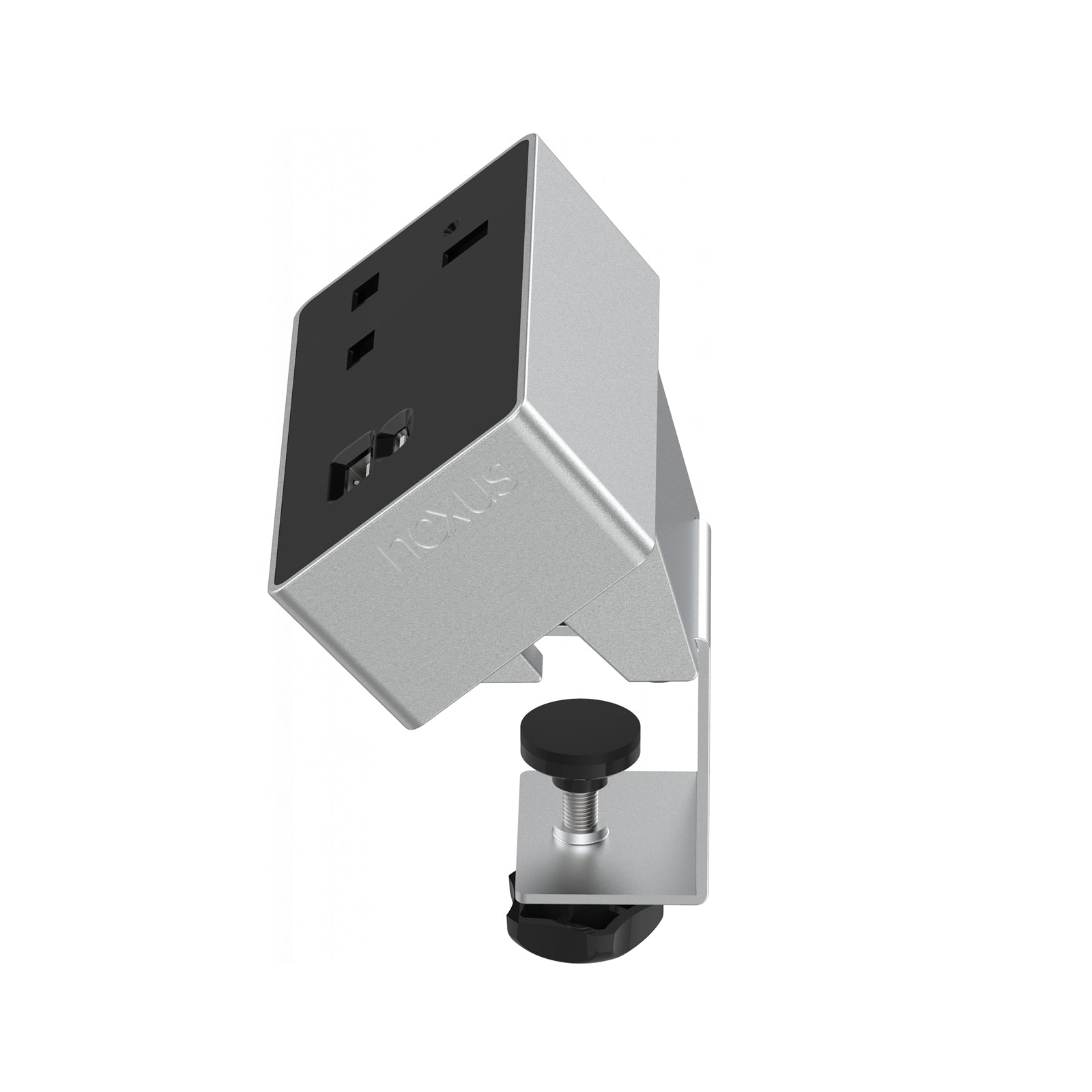Single socket plus USB-A & USB-C