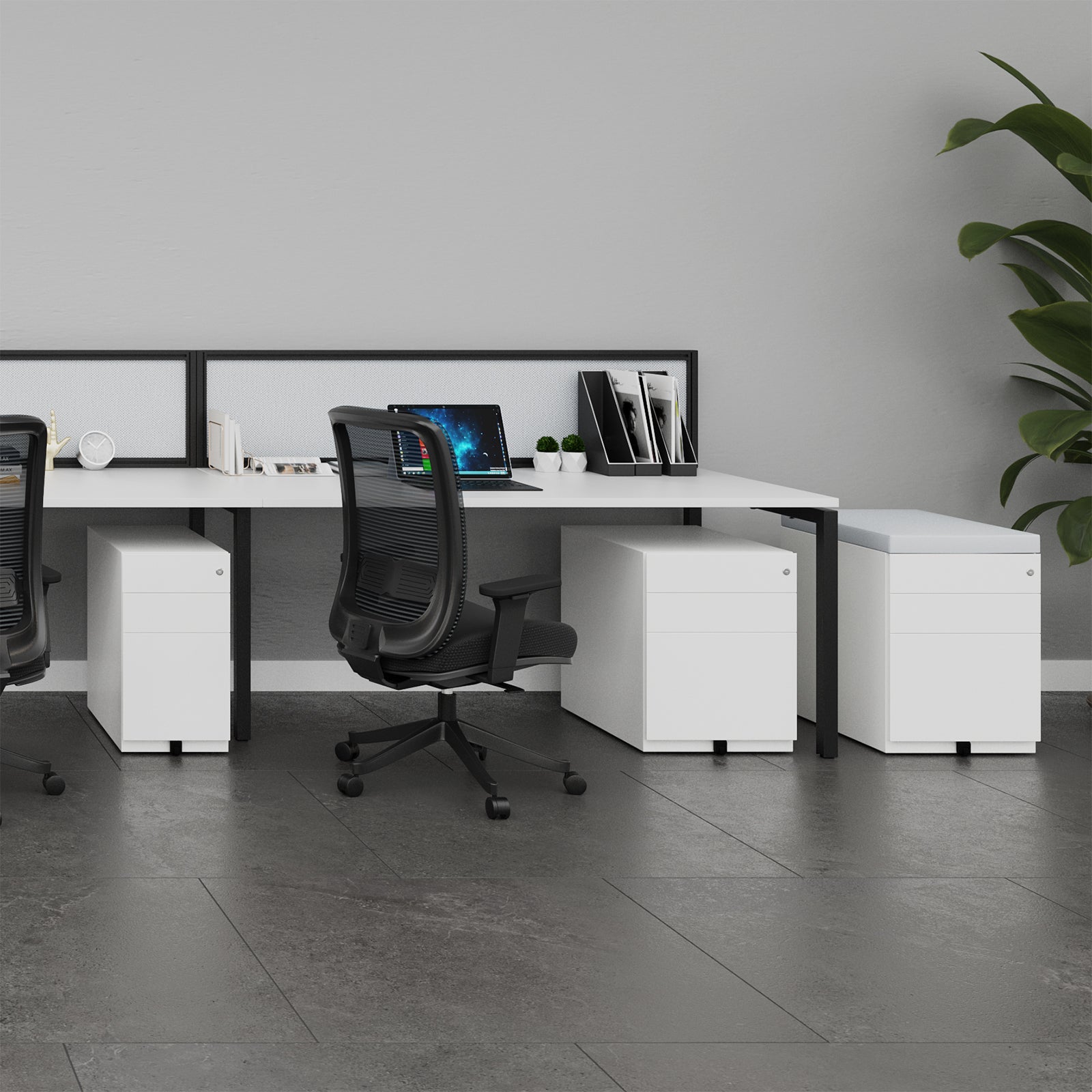 Steel 3 drawer wide mobile pedestal
