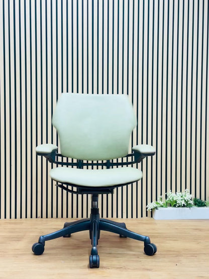 Refurbished Humanscale Freedom Task Chair UK - Maple PU Leather Ergonomic Chair, Second-hand Humanscale Freedom, Office Furniture Tech, Sustainable Office Seating UK.