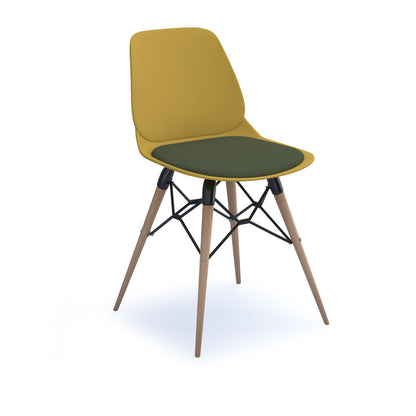 Strut chair with seat pad and natural oak frame - STR504W-MU-SP
