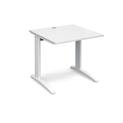 TR10 straight desk 800mm deep