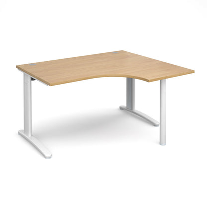 TR10 right hand ergonomic desk