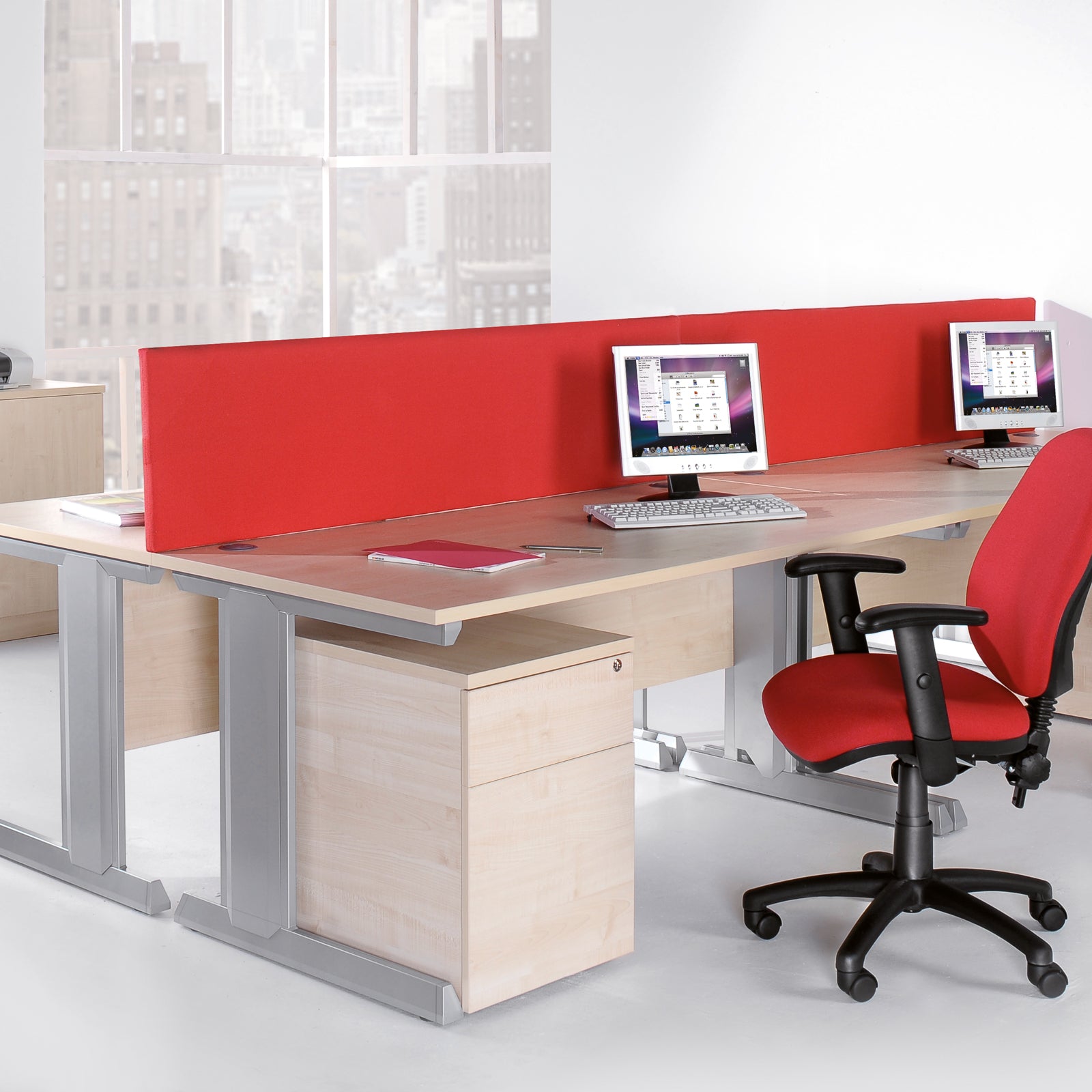 Vivo straight desk 600mm deep